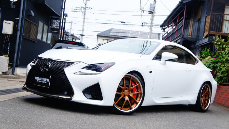 レクサスRC-F　キャリパー塗装COLOR:#001 Italian losso solid