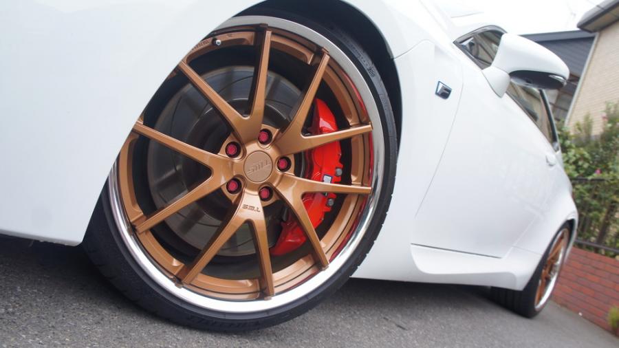 キャリパー塗装施工事例：レクサスRC-F　キャリパー塗装COLOR:#001 Italian losso solid IMG20_2044_azep7m_sub3.jpg