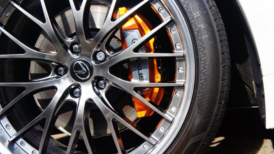 キャリパー塗装施工事例：レクサスLS500　キャリパー塗装COLOR:#030 Royal art pearl orange gold　表面ハイポリッシュ加工 IMG20_2060_NL8rCp_sub3.jpg