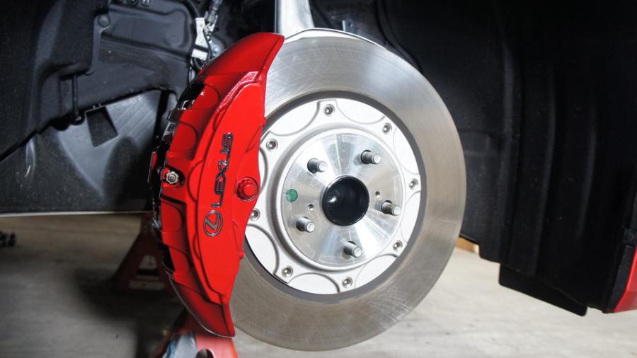 キャリパー塗装施工事例：レクサスLC500　キャリパー塗装COLOR:#1102 Charm gross candy red IMG20_2072_u3meKl_sub1.jpg