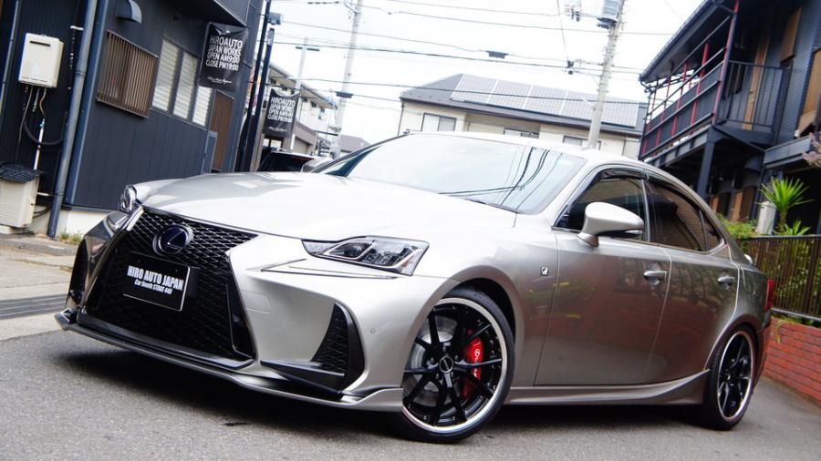 レクサスIS300ｈ　キャリパー塗装COLOR:#010 premiun rouge candy red　ブレーキ移植作業　ディクセルローター・ディクセルMパット装着