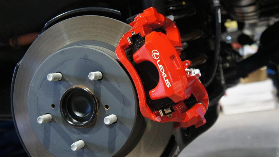 キャリパー塗装施工事例：レクサスNX300　キャリパー塗装COLOR:#001 Italian losso solid IMG20_2083_jp0FOU_sub2.jpg