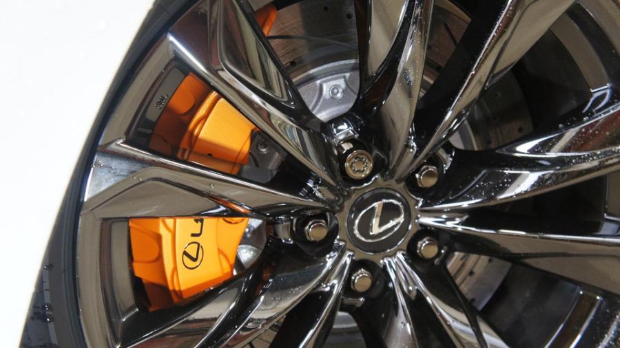キャリパー塗装施工事例：レクサスLS500Fスポーツ　キャリパー塗装・ローター塗装COLOR:#098 honey of pearl orange＆#006 Diamonddust silver　ローター加工Type:C6S8D IMG20_2123_8klH6d_sub8.jpg