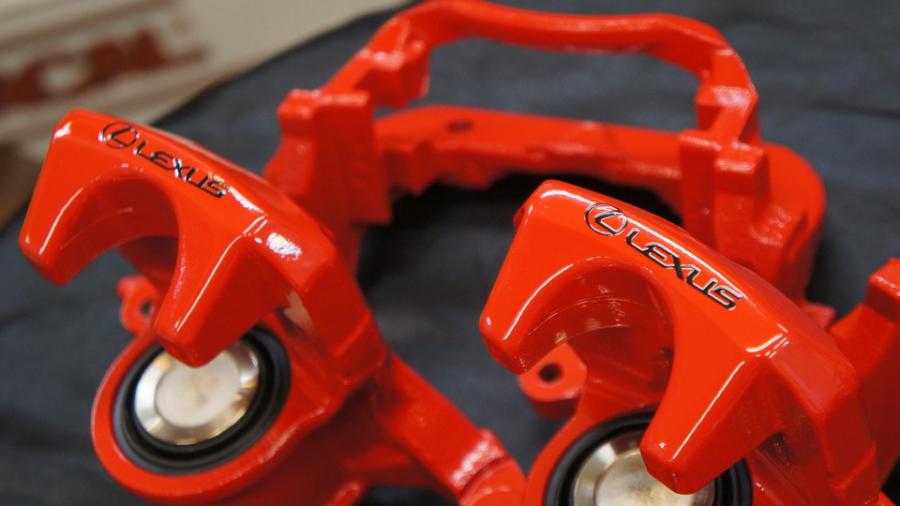 キャリパー塗装施工事例：レクサスES　キャリパー塗装COLOR:#001 Italian losso solid IMG20_2128_9K12dy_sub1.jpg