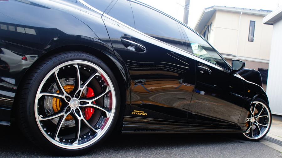 キャリパー塗装施工事例：レクサスLS500Fスポーツ　キャリパー・ローター塗装COLOR:#001 Italian losso solid、#003 Tokyo midnight gold　ローター加工Type:C6S8D（非貫通） IMG20_2134_7OAGah_sub10.jpg