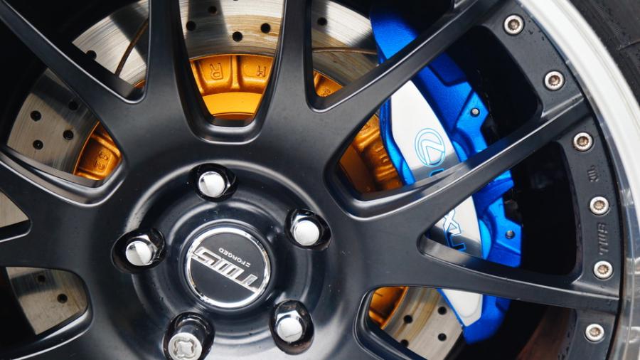 キャリパー塗装施工事例：レクサスLS500Fスポーツ　キャリパー塗装COLOR:#1115 Deep marine blue　ローター塗装COLOR:#003 Tokyo midnight gold　ローター加工Type:C6S8D　キャリパー表面ハイポリッシュ加工 IMG20_2158_jd8S6A_sub8.jpg