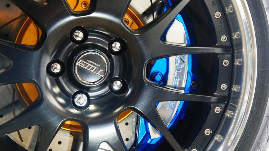 キャリパー塗装施工事例：レクサスLS500Fスポーツ　キャリパー塗装COLOR:#1115 Deep marine blue　ローター塗装COLOR:#003 Tokyo midnight gold　ローター加工Type:C6S8D　キャリパー表面ハイポリッシュ加工 IMG20_2158_jd8S6A_sub9.jpg