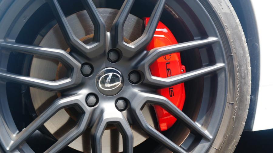 キャリパー塗装施工事例：レクサスIS300　キャリパー塗装COLOR:#001 Italian losso solid IMG20_2165_kq7KAd_sub4.jpg