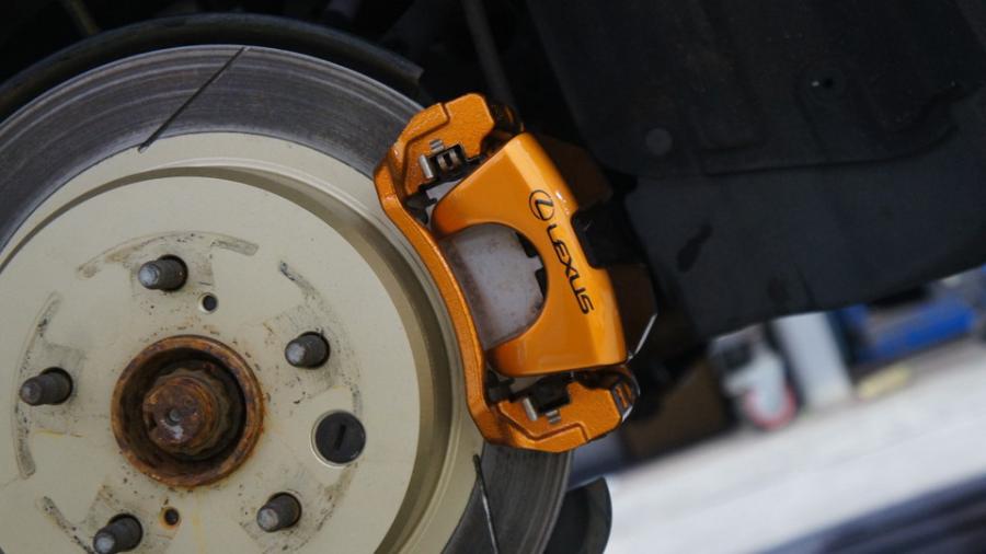 キャリパー塗装施工事例：レクサスGS450ｈ　キャリパー塗装COLOR:#030 Royal art pearl orange gold IMG20_2180_CNfmPt_sub2.jpg