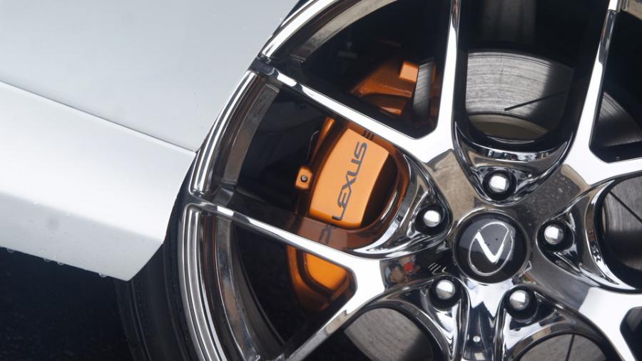 キャリパー塗装施工事例：レクサスGS450ｈ　キャリパー塗装COLOR:#030 Royal art pearl orange gold IMG20_2180_CNfmPt_sub5.jpg