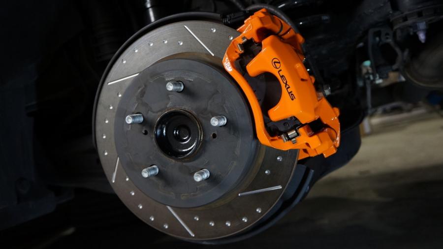 キャリパー塗装施工事例：レクサスES300ｈ　キャリパー塗装COLOR:#1116 Acid green　ローター加工Type:DP IMG20_2267_RStcCd_sub2.jpg