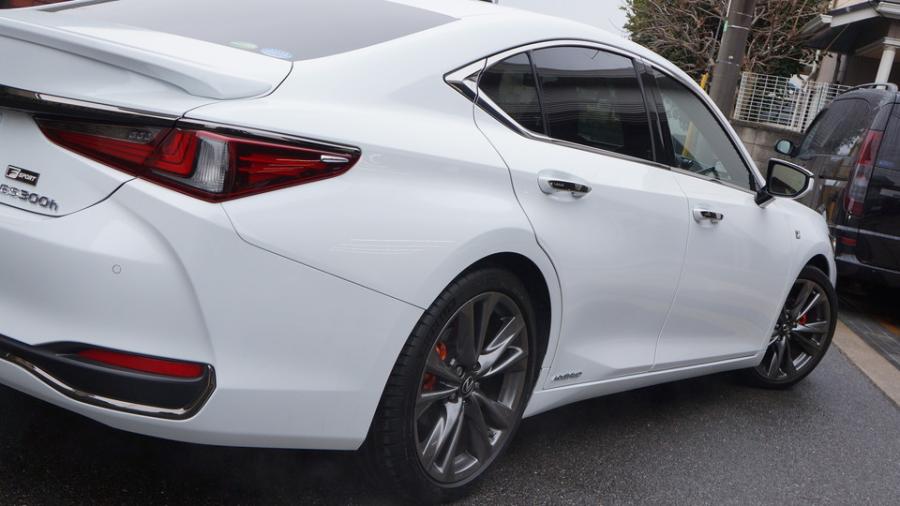 キャリパー塗装施工事例：レクサスES300ｈ　キャリパー塗装COLOR:#1116 Acid green　ローター加工Type:DP IMG20_2267_RStcCd_sub6.jpg