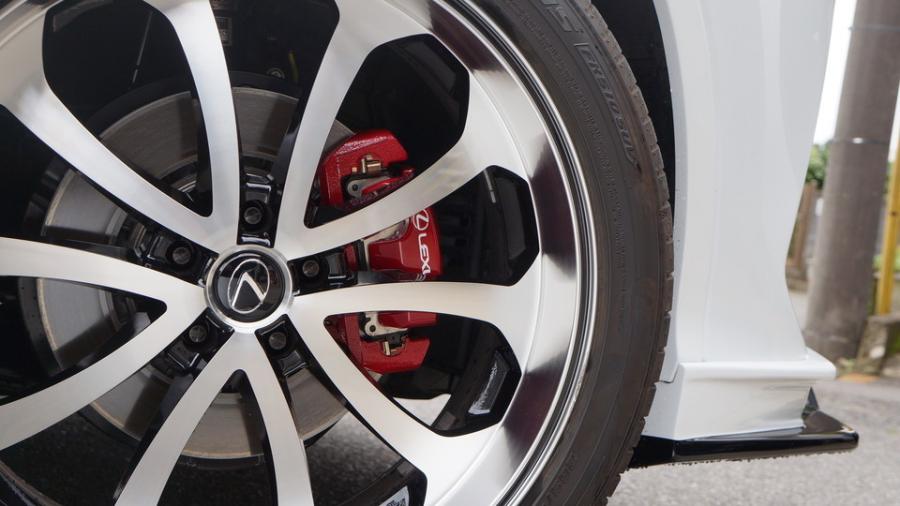 キャリパー塗装施工事例：レクサスRX300Fスポーツ　キャリパー塗装COLOR:#010 premiun rouge candy red　ローター塗装COLOR:#004 Blast light gray metalic IMG20_2321_mquwEV_sub6.jpg