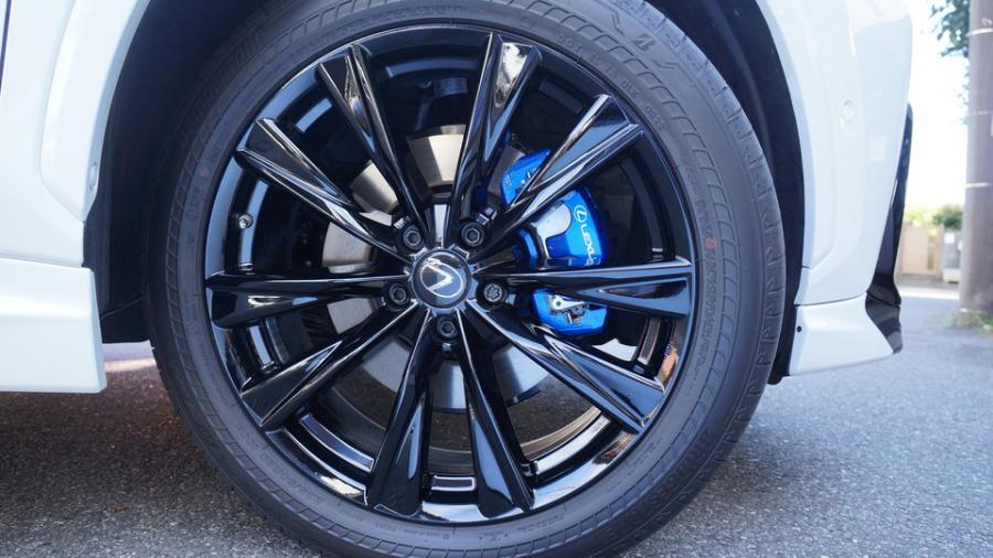 キャリパー塗装施工事例：レクサスNX350ｈ　キャリパー塗装ＣＯＬＯＲ：#1115 Deep marine blue IMG20_2342_7YVhY6_sub6.jpg