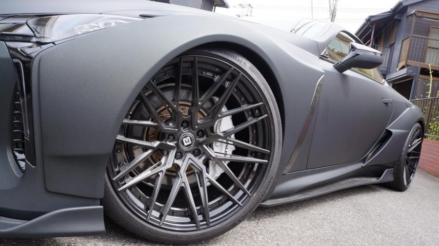 キャリパー塗装施工事例：レクサスLC　ローター塗装COLOR:#1107 Platinum new bronze pearl metallic IMG20_2346_I1TC7s_sub2.jpg