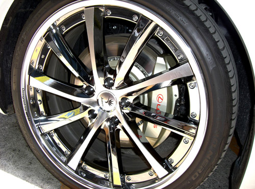 キャリパー塗装施工事例：LS46 IMG20_277_o9ubAe_sub2.jpg