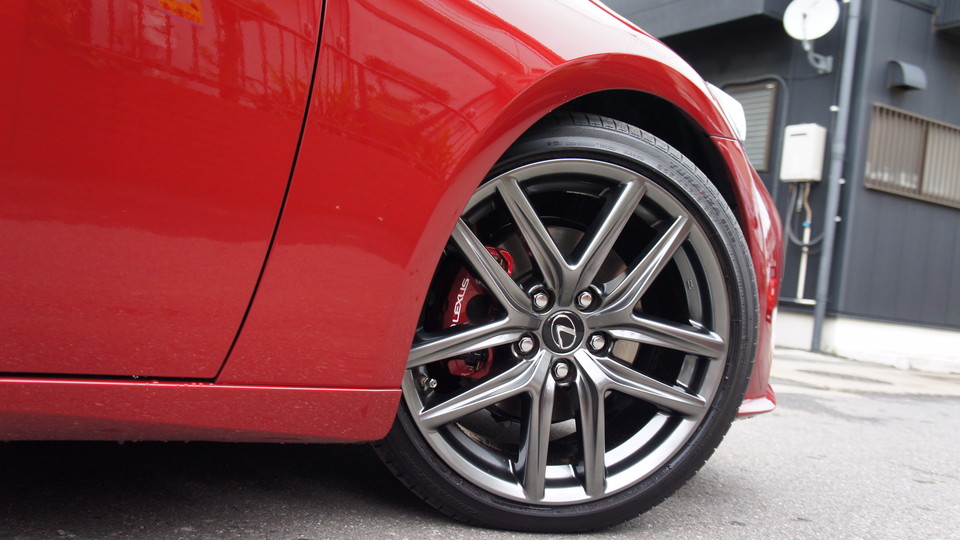 キャリパー塗装施工事例：レクサスIS300ｈ純正キャリパー塗装＆D-DASHダストダウンブレーキパット装着　キャリパーカラー：#010 premiun rouge candy red IMG20_715_Dwqbg1_sub5.jpg