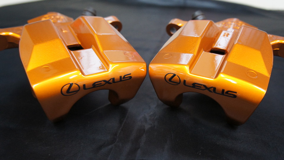 キャリパー塗装施工事例：レクサスIS300純正キャリパー塗装　カラー：#030 royal art pearl orange gold IMG20_724_oi37dP_sub1.jpg
