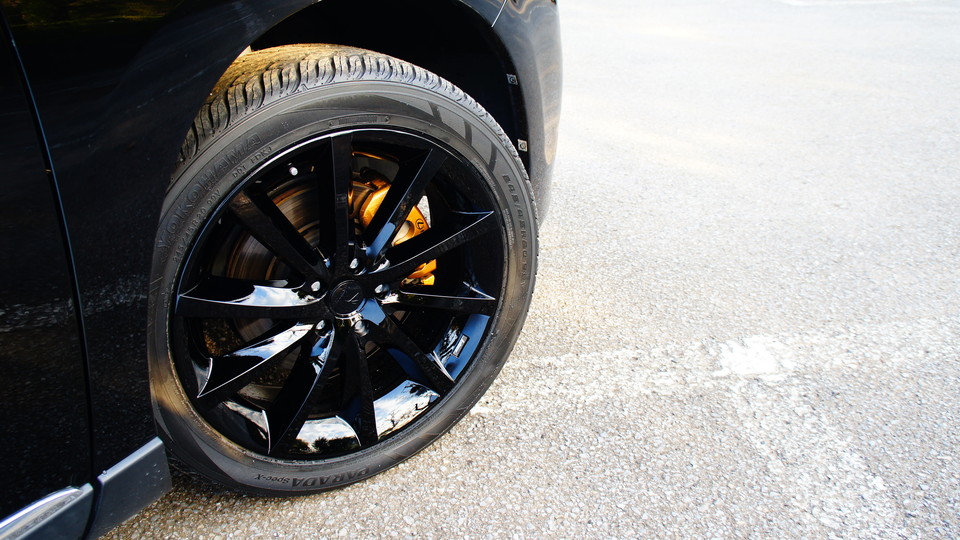 キャリパー塗装施工事例：レクサスRX350純正キャリパー塗装　カラー：#003 tokyo midnight gold IMG20_752_TFF5fe_sub4.jpg