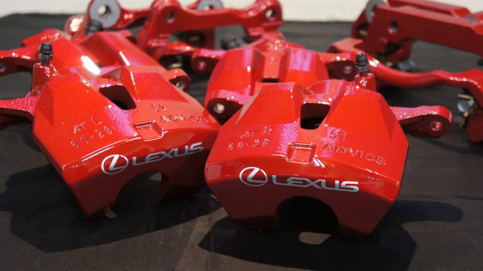 キャリパー塗装施工事例：レクサスIS300純正キャリパー塗装　カラー：#1102CHARM GROSS CANDY RED IMG20_762_HO4au7_sub1.jpg