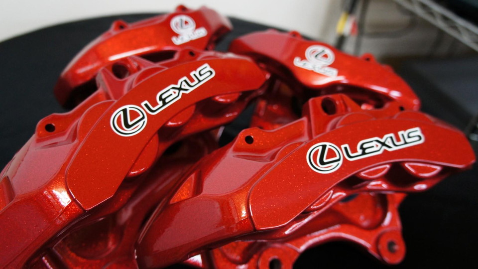 キャリパー塗装施工事例：レクサスIS-F キャリパー塗装　カラー：royal flash candy red#011 IMG20_769_lMyi4q_sub1.jpg