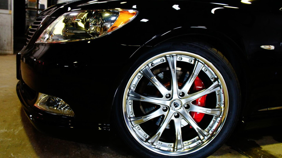 キャリパー塗装施工事例：レクサスLS460キャリパー塗装＆ローター塗装★COLOR：Italian losso solid#001、tokyo midnight gold#003 IMG20_784_MvkKBR_sub4.jpg