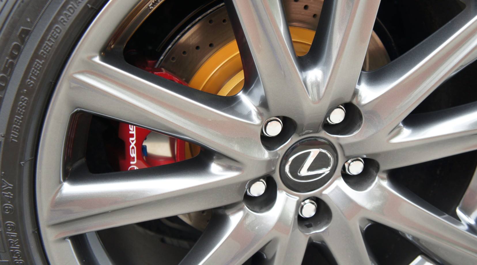 キャリパー塗装施工事例：LEXUS GS450hキャリパー塗装：COLOR=CHARM GROSS CANDY RED#1102＆LOGO/ローター塗装:COLOR=#003 tokyo midnight gold/ローター加工Type:C6S8D IMG20_846_JVInQt_sub7.jpg