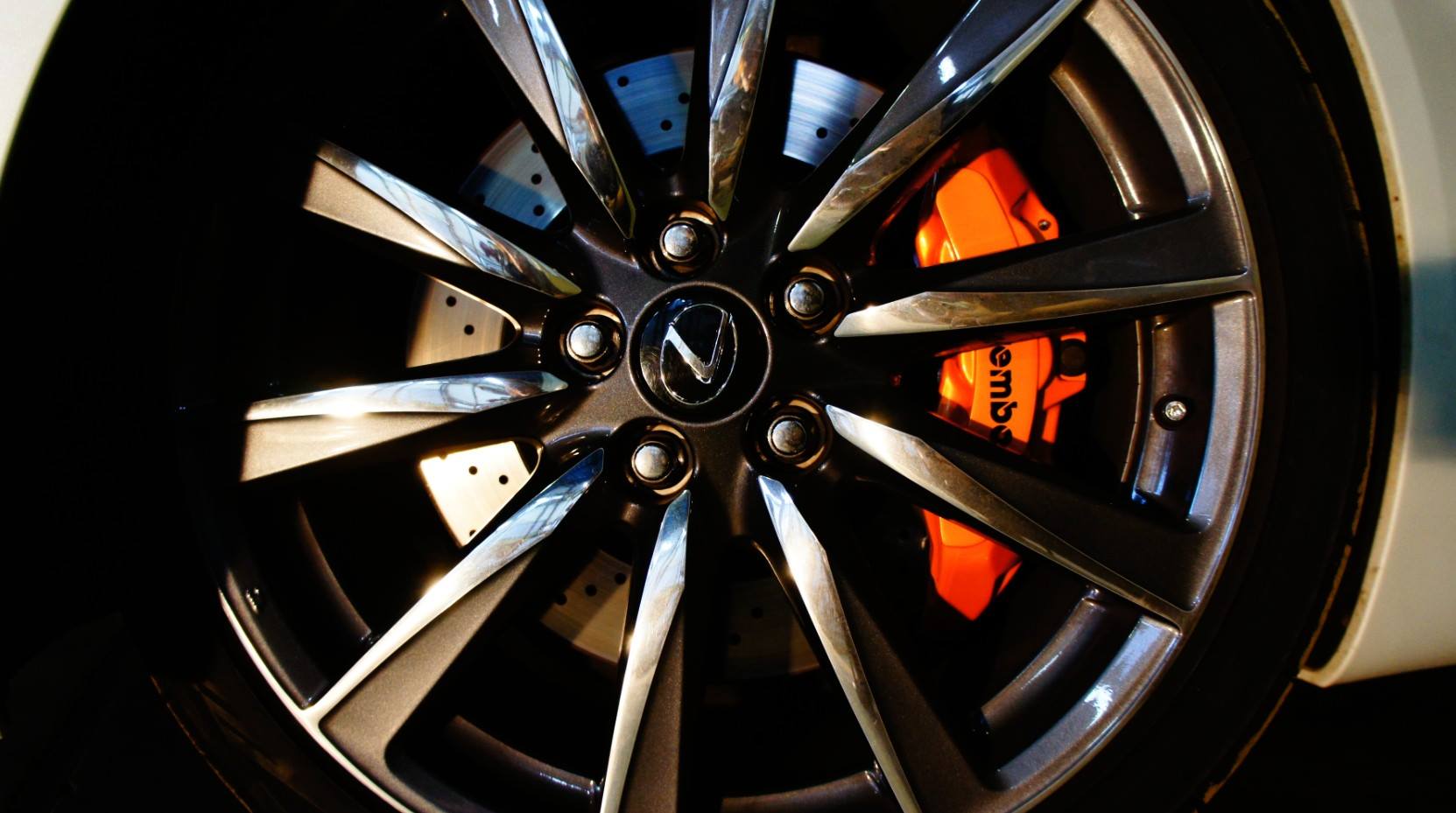 キャリパー塗装施工事例：LEXUS IS-Fキャリパー塗装COLOR：#098 honey of pearl orange IMG20_876_EJ6sYv_sub3.jpg