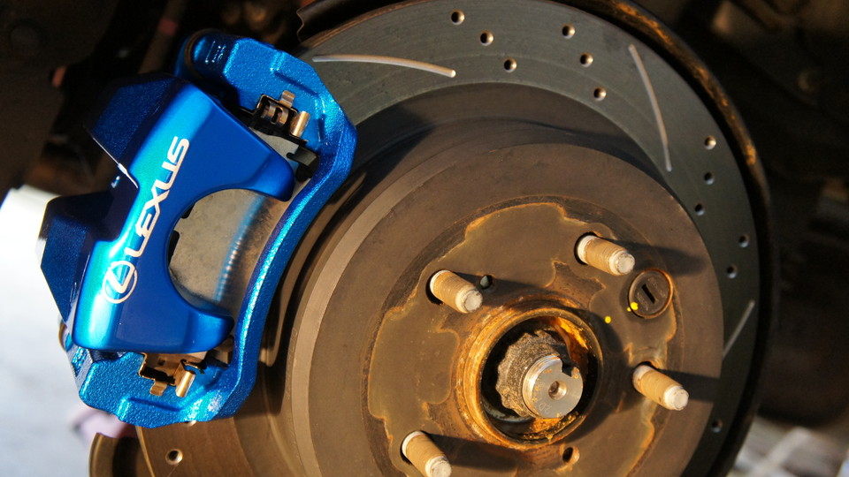 キャリパー塗装施工事例：レクサスGS450h純正キャリパー塗装　COLOR:#1111charm gross candy blue＆ローター加工Type:C6S8D IMG20_939_aE8AXz_sub1.jpg