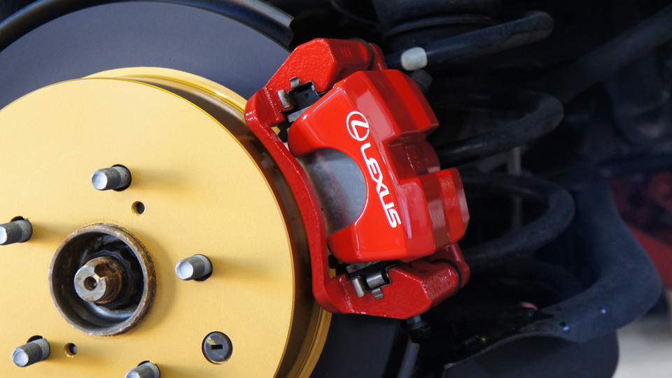 キャリパー塗装施工事例：レクサスRX450ｈキャリパー塗装　COLOR:#001 Italian losso solid　ローター塗装　COLOR:#003 tokyo midnight gold IMG20_975_6roWx6_sub1.jpg