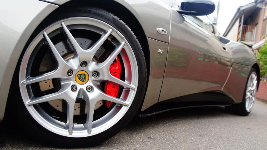 キャリパー塗装施工事例：ロータスエボーラ　キャリパー塗装　COLOR:#001 Italian losso solid、ローター加工Type:DDS IMG22_1627_Fztdex_sub5.jpg