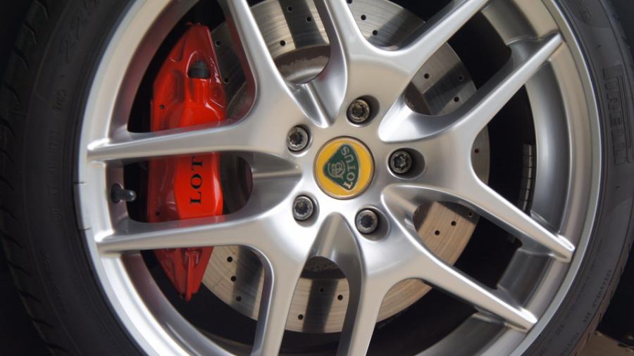 キャリパー塗装施工事例：ロータスエボーラ　キャリパー塗装　COLOR:#001 Italian losso solid、ローター加工Type:DDS IMG22_1627_Fztdex_sub9.jpg