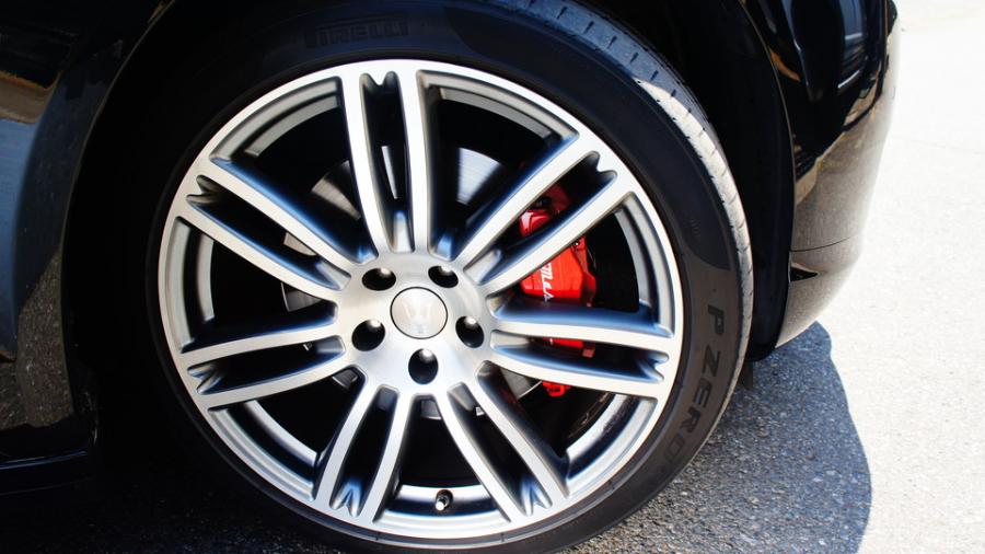 キャリパー塗装施工事例：マセラティクワトロポルテ　キャリパー塗装　COLOR:#001 Italian losso solid IMG23_1778_7U1XrJ_sub3.jpg