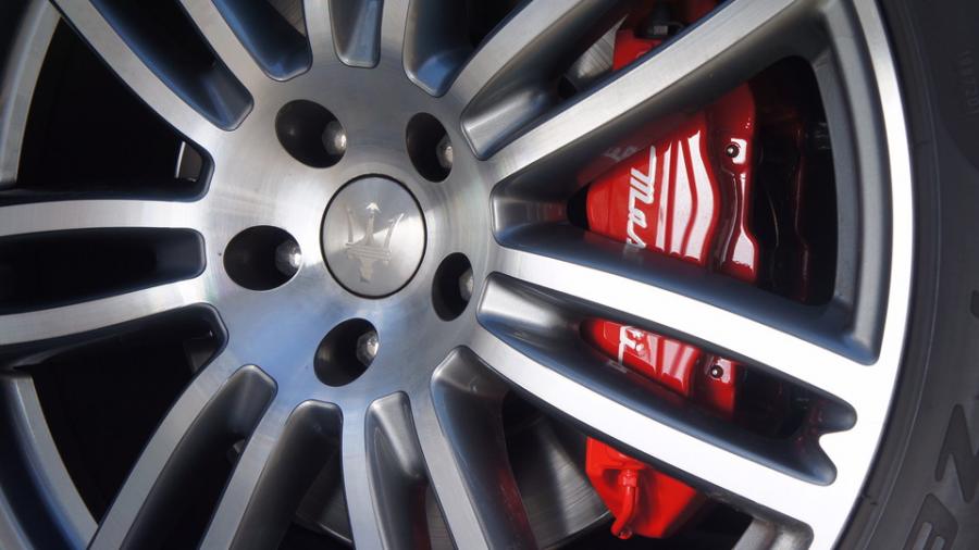 キャリパー塗装施工事例：マセラティクワトロポルテ　キャリパー塗装　COLOR:#001 Italian losso solid IMG23_1778_7U1XrJ_sub4.jpg