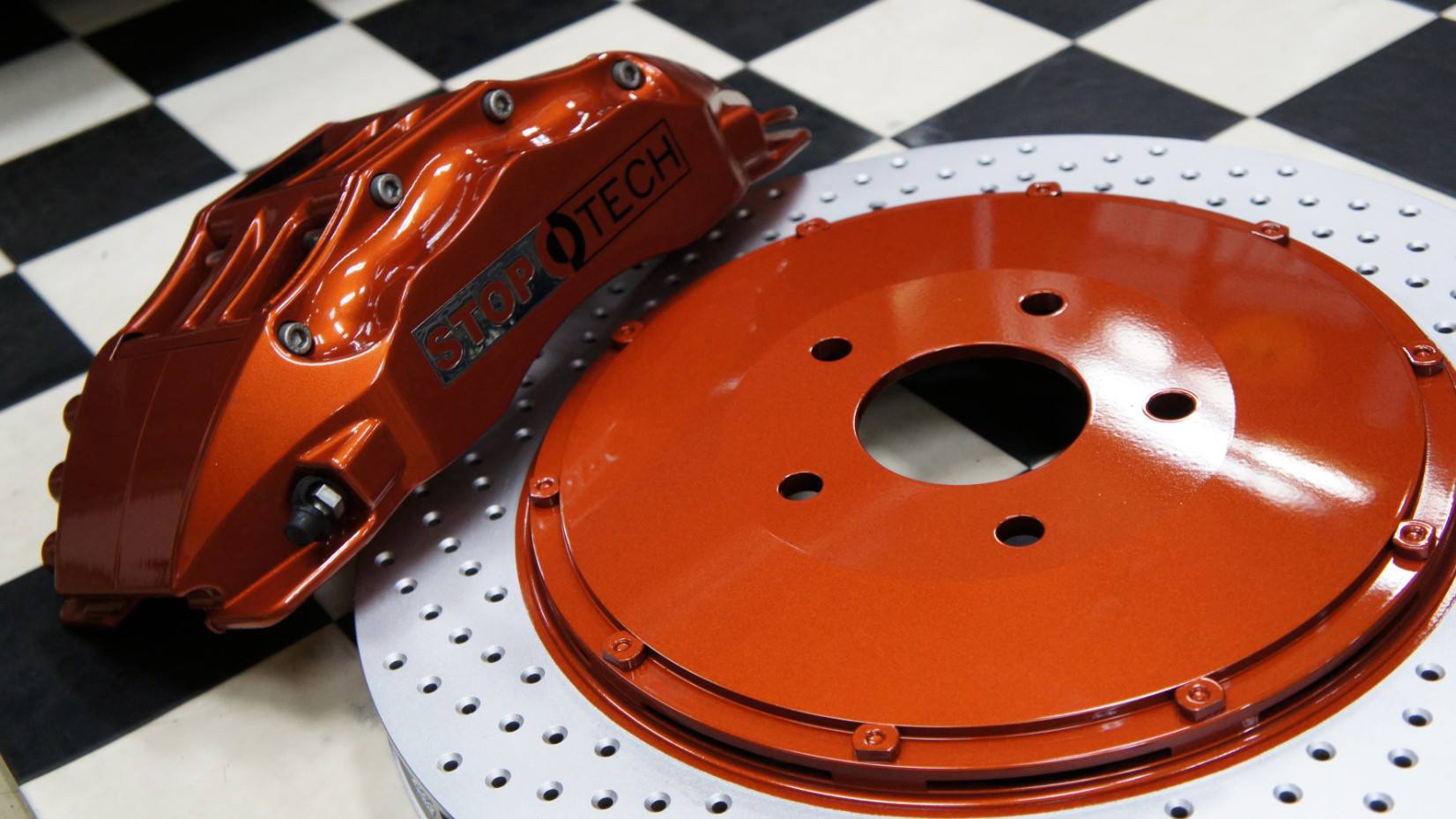 キャリパー塗装施工事例：STOPTECHキャリパー★ COLOR：お客様ご希望カラーに調色 IMG26_893_4AxQDb_sub1.jpg