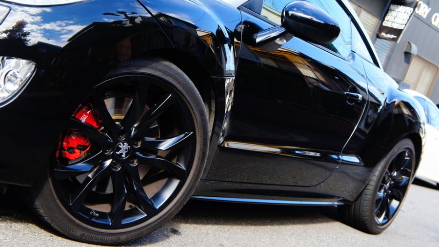 キャリパー塗装施工事例：プジョーRCZ　キャリパー塗装　COLOR:#001 Italian losso solid IMG27_1481_fVBA9z_sub10.jpg