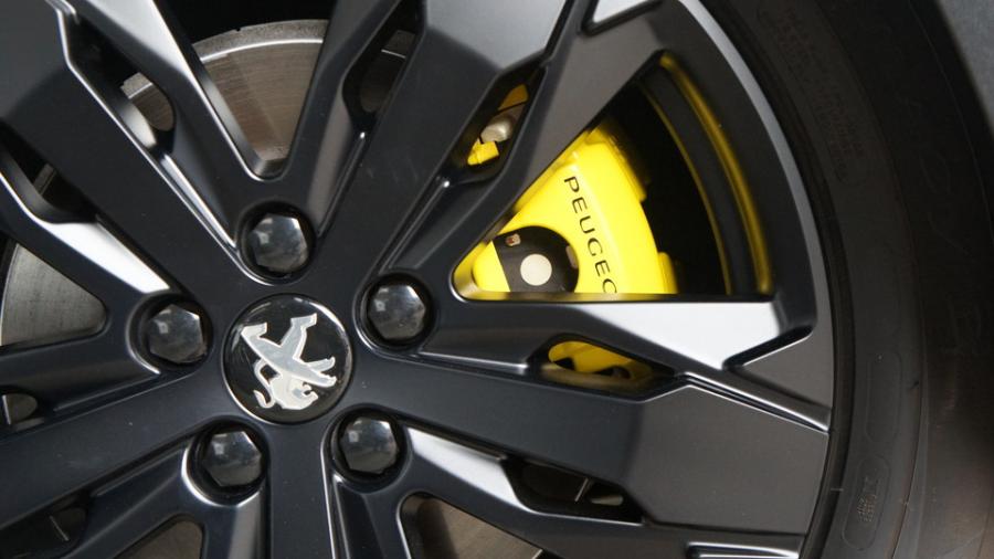 プジョー3008GT　キャリパー塗装＆ローター塗装　COLOR:#020 hawaiian passion yellow＆#004 Blast light gray metalic