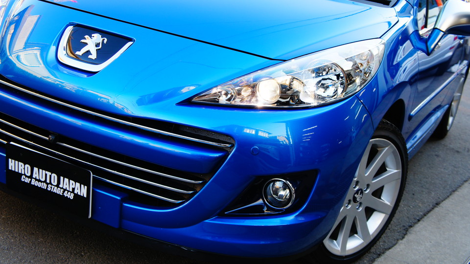 キャリパー塗装施工事例：プジョー207純正キャリパー塗装　カラー：	#063 aqua marine flake blue IMG27_635_kbrkK6_sub4.jpg