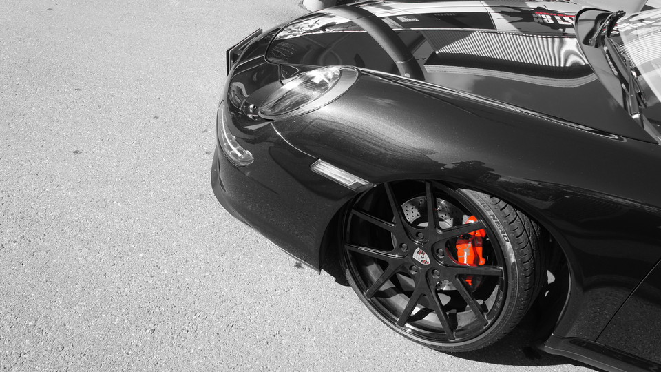 キャリパー塗装施工事例：ポルシェ911純正キャリパー塗装　ＣＯＬＯＲ：#001 Italian losso solid IMG28_1185_YaI932_sub6.jpg