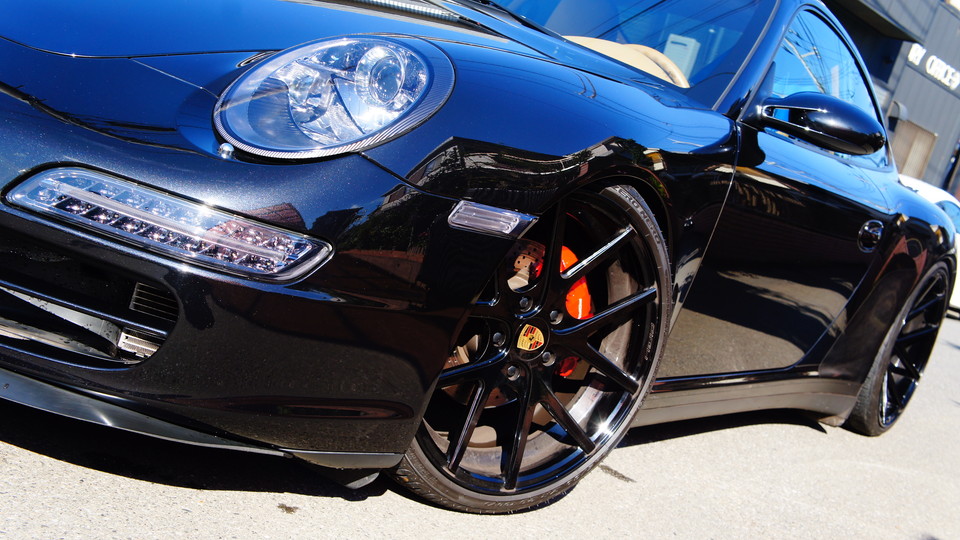 キャリパー塗装施工事例：ポルシェ911純正キャリパー塗装　ＣＯＬＯＲ：#001 Italian losso solid IMG28_1185_YaI932_sub8.jpg