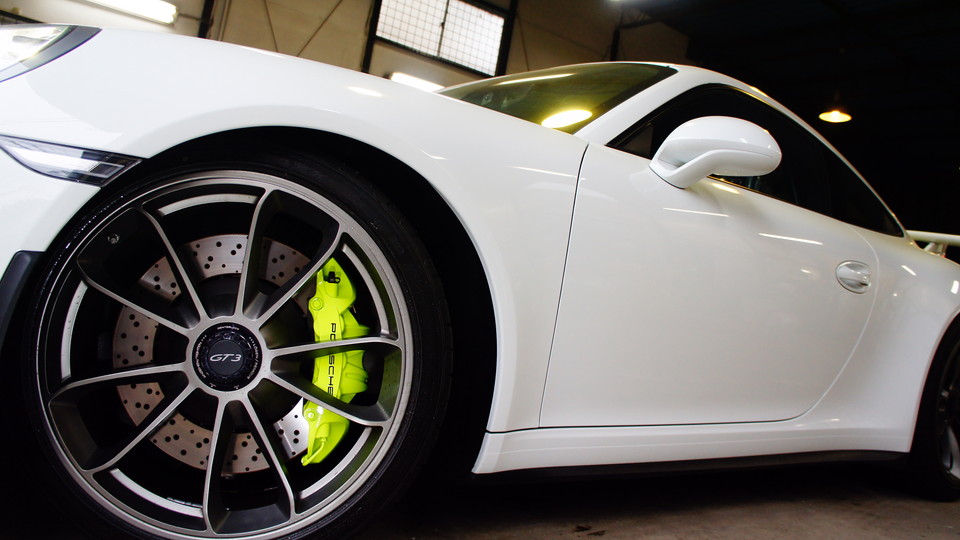 キャリパー塗装施工事例：ポルシェ911ＧＴ3純正キャリパー塗装　ＣＯＬＯＲ：アシッドグリーン IMG28_1190_fYiqdN_sub8.jpg