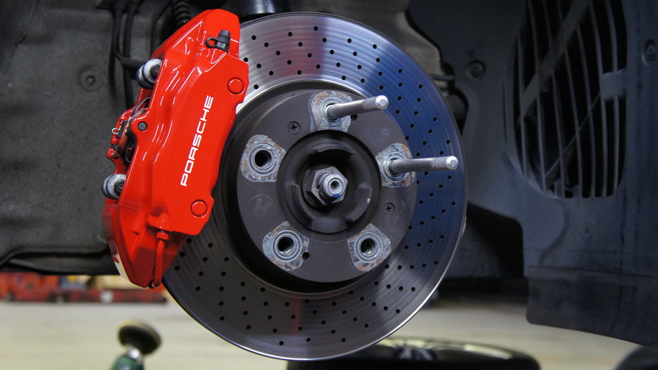 キャリパー塗装施工事例：ポルシェボクスター純正キャリパー塗装　COLOR：#001 Italian losso solid IMG28_1240_sXSvR2_sub1.jpg