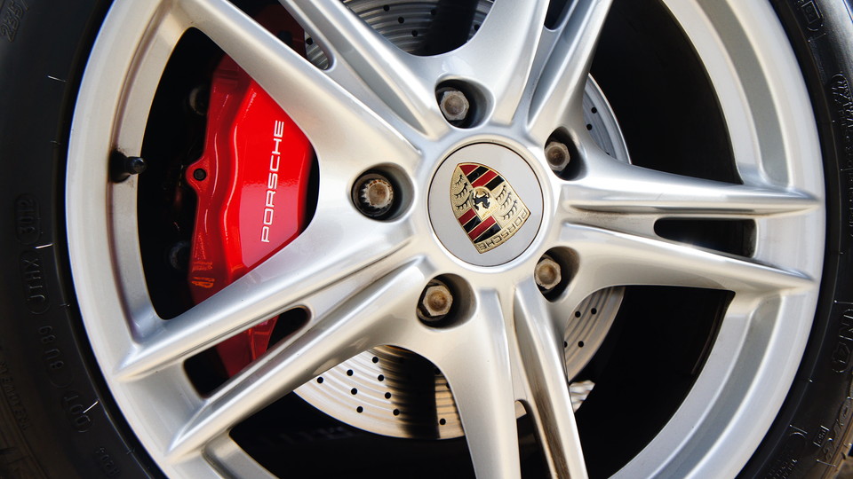 キャリパー塗装施工事例：ポルシェボクスター純正キャリパー塗装　COLOR：#001 Italian losso solid IMG28_1240_sXSvR2_sub3.jpg