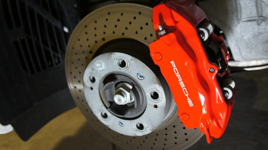 キャリパー塗装施工事例：ポルシェケイマン987　キャリパー塗装　COLOR：#001 Italian losso solid IMG28_1366_drNgcb_sub1.jpg