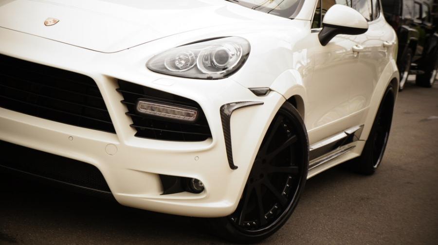 キャリパー塗装施工事例：ポルシェカイエン　キャリパー塗装　COLOR：#061 royal sky blue IMG28_1367_SDE1FN_sub3.jpg