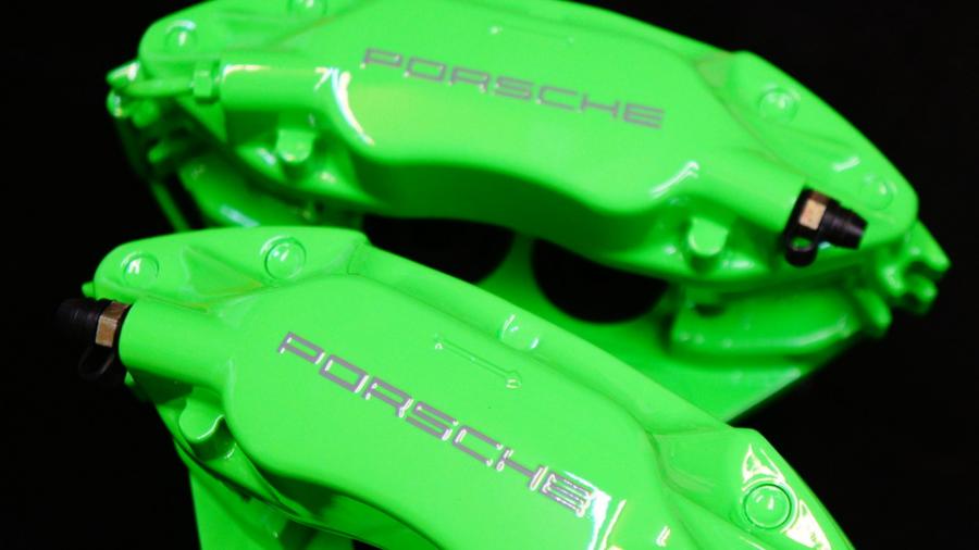 ポルシェ911　キャリパー塗装　COLOR:#1113 Monster green