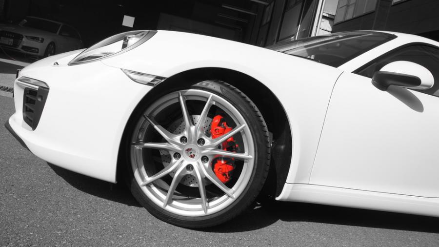 キャリパー塗装施工事例：ポルシェ911　キャリパー塗装　COLOR：#001 Italian losso solid IMG28_1532_18YGoe_sub3.jpg