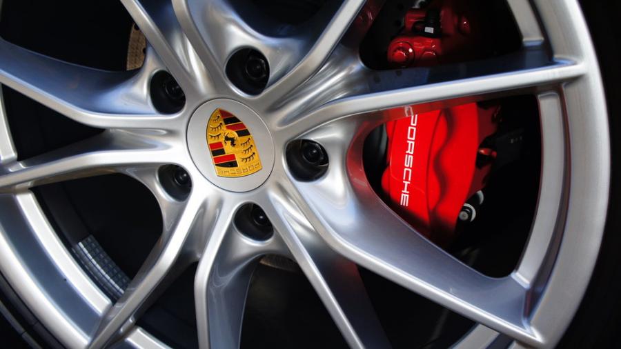 キャリパー塗装施工事例：ポルシェ911　キャリパー塗装　COLOR：#001 Italian losso solid IMG28_1532_18YGoe_sub9.jpg