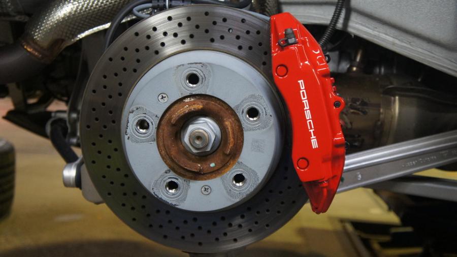 キャリパー塗装施工事例：ポルシェボクスター　キャリパー塗装　COLOR:#001 Italian losso solid IMG28_1548_hbzoFY_sub2.jpg