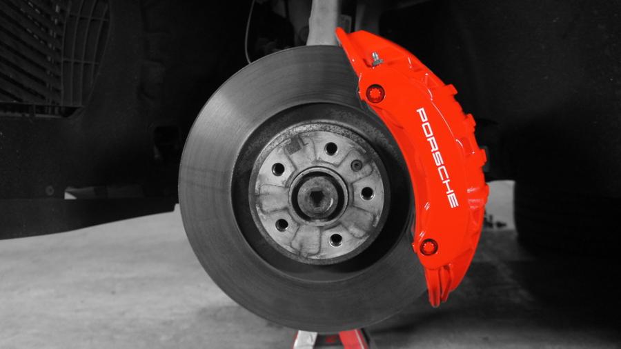 キャリパー塗装施工事例：ポルシェマカン　キャリパー塗装　COLOR:#001 Italian losso solid IMG28_1836_hJY2yC_sub1.jpg